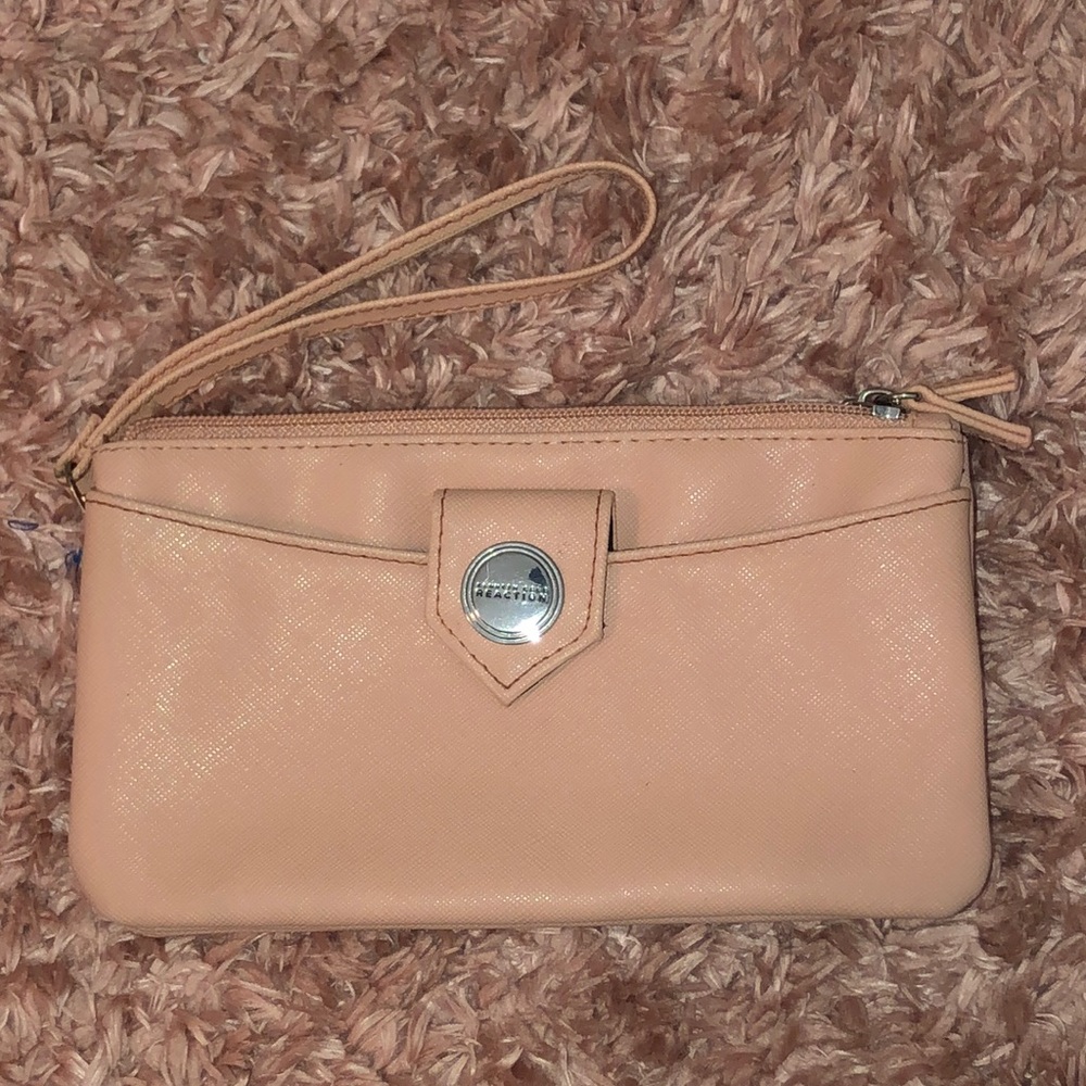 Pink clutch bag Kenneth Cole Reaction